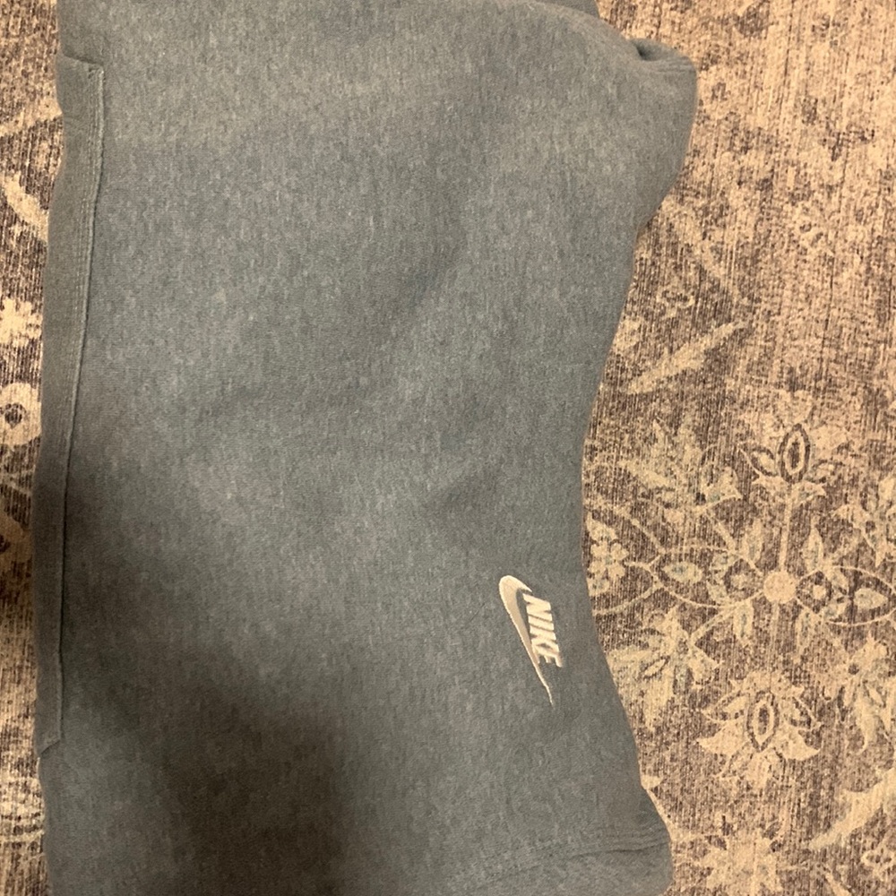 Nike sweatshirt